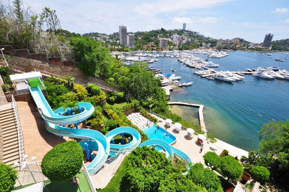 Alba Suites Acapulco Buitenkant foto